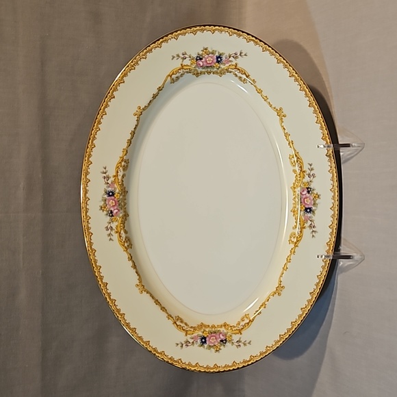 Noritake Farland 11 5/8" Oval Serving Platter - Picture 1 of 9